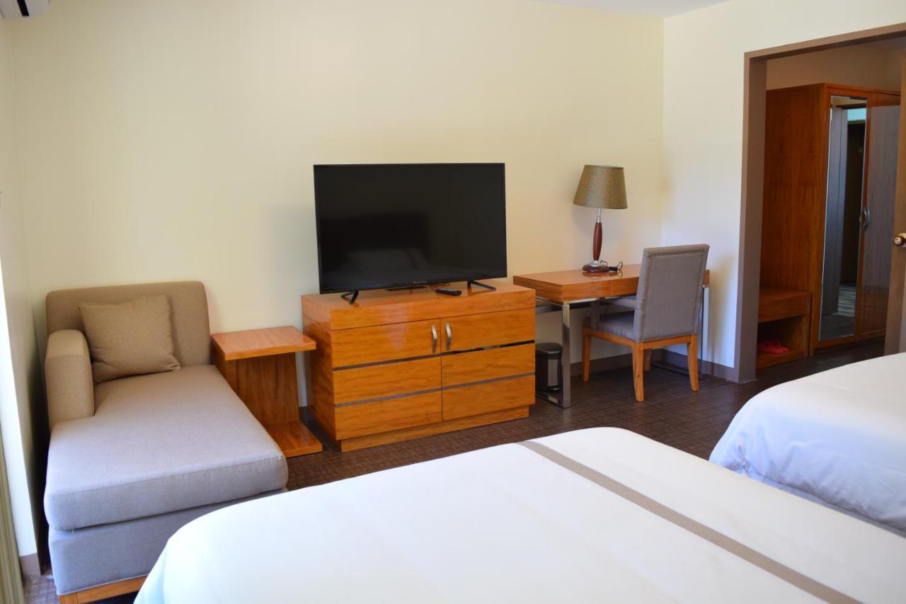 Saipan Beach Hotel Luaran gambar